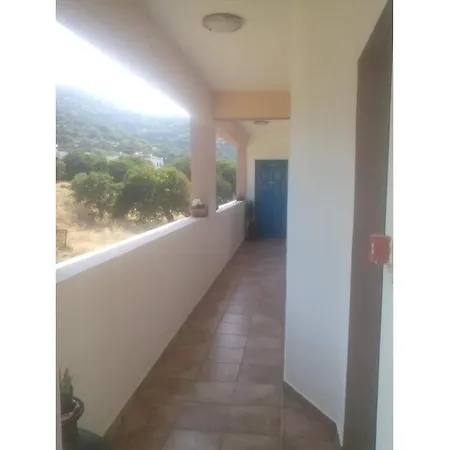 Frantzis 5 Apartment Paloi