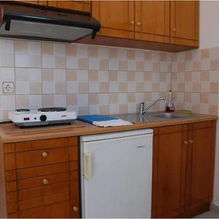 Frantzis 5 Apartment Paloi